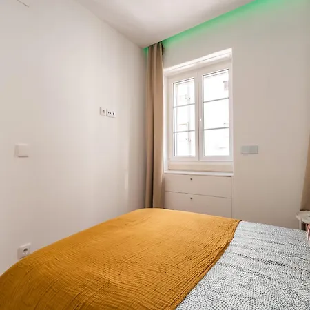 Apartment Akicity Leaf *